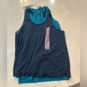 Double layer workout tank size small NWT